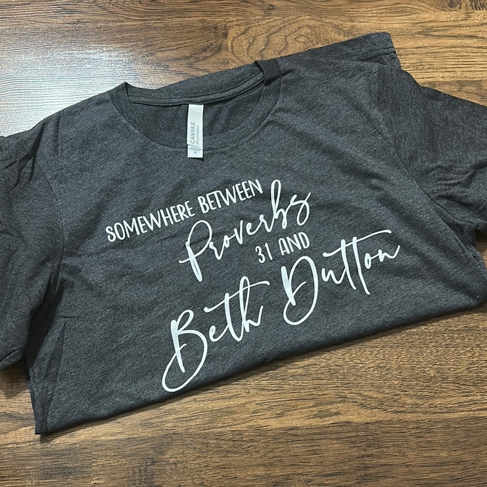 NWT -‎ BOUTIQUE GRAPHIC TEE - Proverbs & Beth Dutton